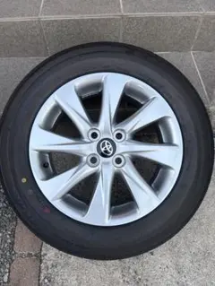 新車外し】トヨタ アクア Zグレード 純正 15インチ アルミホイール