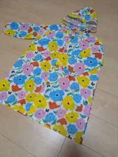 kukka hippo 花柄レインコート