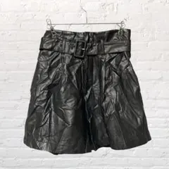 12138 INGNI イング フェイクレザーショートパンツ 黒 ウエストゴム