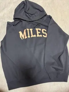 MILES プリント ブラックパーカーのサムネイル
