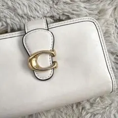 COACH コーチ C金具 ホワイトレザー二つ折り財布 ゴールド金具