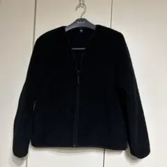 ユニクロ　ソフトボアフリース　Vネックカーディガン