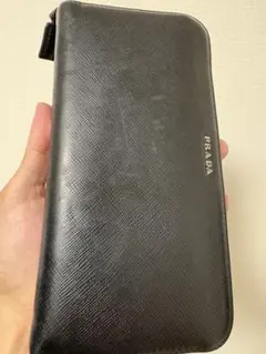 PRADA プラダ 長財布 ラウンドファスナー サフィアーノレザー ブラックのサムネイル