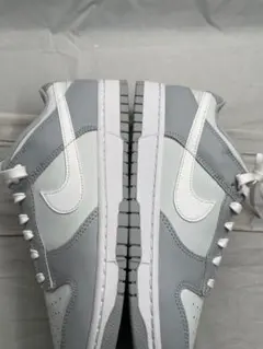 Nike Dunk Low グレー/ホワイト スニーカー