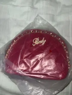 ☆新品タグ付き　Rady キルティング チェーン ポーチ レッドのサムネイル