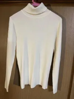 ✨試着のみ美品❗️GU リブタートルネック　オフホワイトXLサイズ