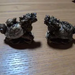 ロングイ　置物