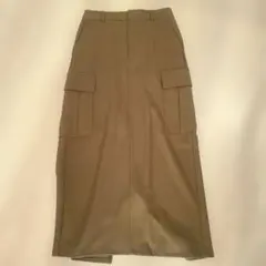 【GU】カーキ ロングスカート サイドポケット付き