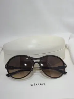 【美品】CELINE セリーヌ サングラス トリオンフ SC1698G ケース付のサムネイル