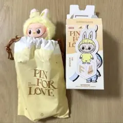 ラブブ　PIN FOR LOVE イニシャル　アルファベット　ぬいぐるみ　F
