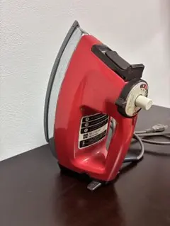 昭和レトロ】ナショナル製スチームアイロン - メルカリ