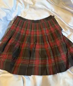 イーストボーイ　プリーツスカート 黒と赤のチェック柄 サイズ9