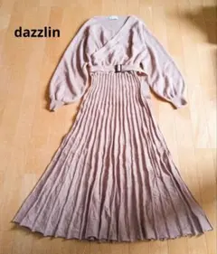 dazzlin　プリーツカシュクールロンスリワンピース　くすみピンク