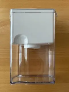 ポット型浄水器 ウルオ本体 ホワイトのサムネイル