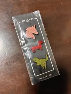 未開封　コーチ　COACH　アニマル・ピンバッジセット　ノベルティ（非売品）
