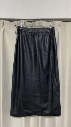 PLST フェイクレザーナローロングスカート S
