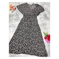 w closet ダブルクローゼット 小花柄半袖ワンピース