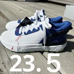 Item thumbnail for item 6e77dd03-f167-4d3b-8087-52167409fdff