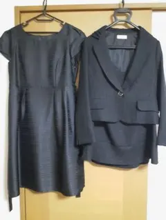 フォーマルスーツ　3点セット　黒　13AR