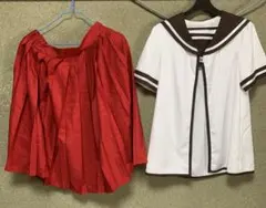 アニメ　漫画　ゆるゆり　赤いプリーツ長袖とセーラー襟の半袖衣装のセット。