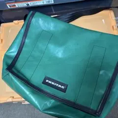 FREITAG メッセンジャーバッグ　F14 廃盤　グリーンのサムネイル