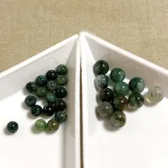 《お裾分け・天然石》モスアゲート4㍉玉17粒 6㍉玉12粒【2点目以降150円】