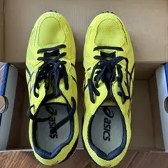 ゆう様 確認用 ASICS フットサルシューズ イエロー - メルカリ