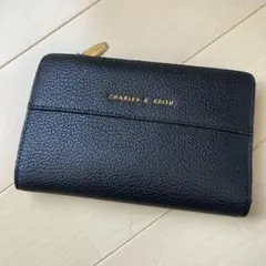 CHARLES & KEITH 二つ折り財布 ブラック