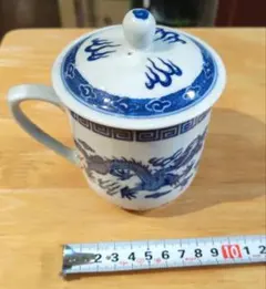 景徳鎮製　青い龍の模様の中国茶器 蓋付き