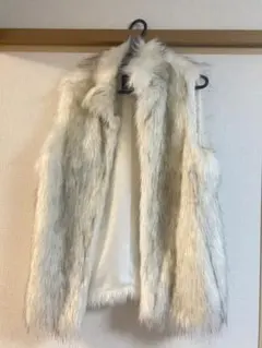 Bershka ファー ベスト