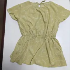 【美品】【お値下げ】半袖ブラウスのサムネイル