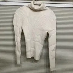 GRL グレイル　アイボリー リブ編み タートルネック セーター