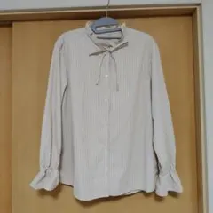 GU ストライプフリルネックブラウス XL