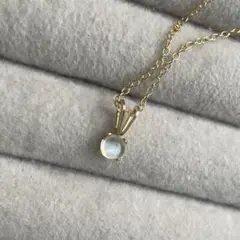 bubble...rainbow moonstone 14kgf