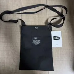 新品未使用Kiu サコッシュ ブラック はっ水のサムネイル