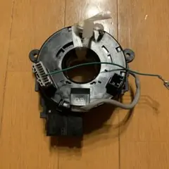 日産 DBA-E12 ノート スパイラルケーブル B555-3XA0Bのサムネイル