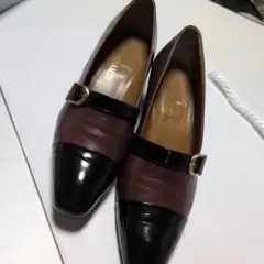 TRUSSARDI トゥキャップパンプス ブラウン/ブラック