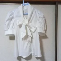 GRL リボン付きホワイト半袖シャツ