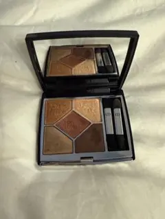 Dior アイシャドウ689 Mitzah アイシャドウパレット