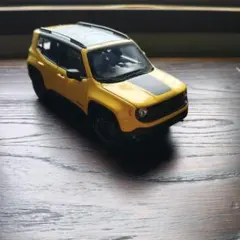 Jeep Renegade ミニカー イエロー