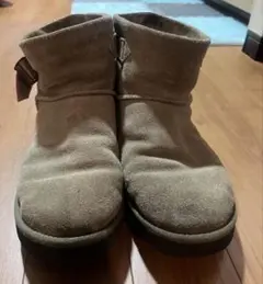 Item thumbnail for item 84ceb463-44f1-4700-95e3-52d06c6781a3