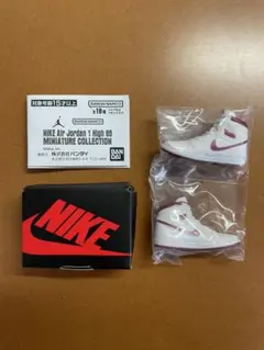 NIKE Air Jordan 11 High 85 メタリックバーガンディー