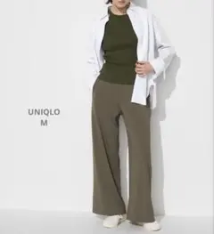 UNIQLO クレープジャージーストレートパンツ オリーブ　M⚪︎470783