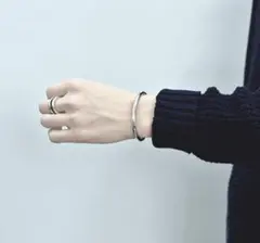 OX JEWELRy Silver Curve Bangle MB - メルカリ