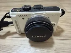 ユ*m様 LUMIX GF1 ホワイト ミラーレスカメラ