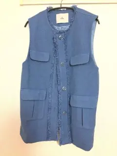 フリンジ付きブルーベスト