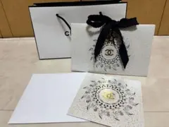 CHANELシャネル　ホリデー2025 ギフトセット　限定チャーム　コメット