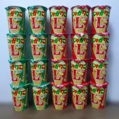 お菓子まとめ売り　カルビー　じゃがりこＬ（サラダ、チーズ）計２０個のサムネイル
