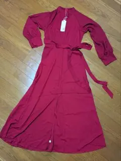 【新品未使用】 Aラインロングドレス 赤