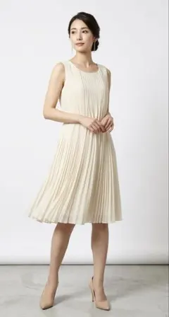 【anyFAM】ノースリーブフォーマルドレス/シフォンプリーツワンピース2のサムネイル